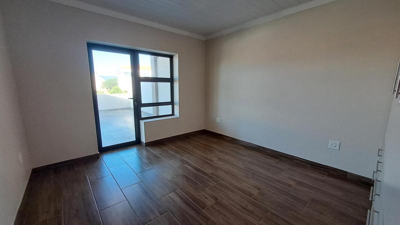 4 Bedroom Property for Sale in Stilbaai Wes Western Cape